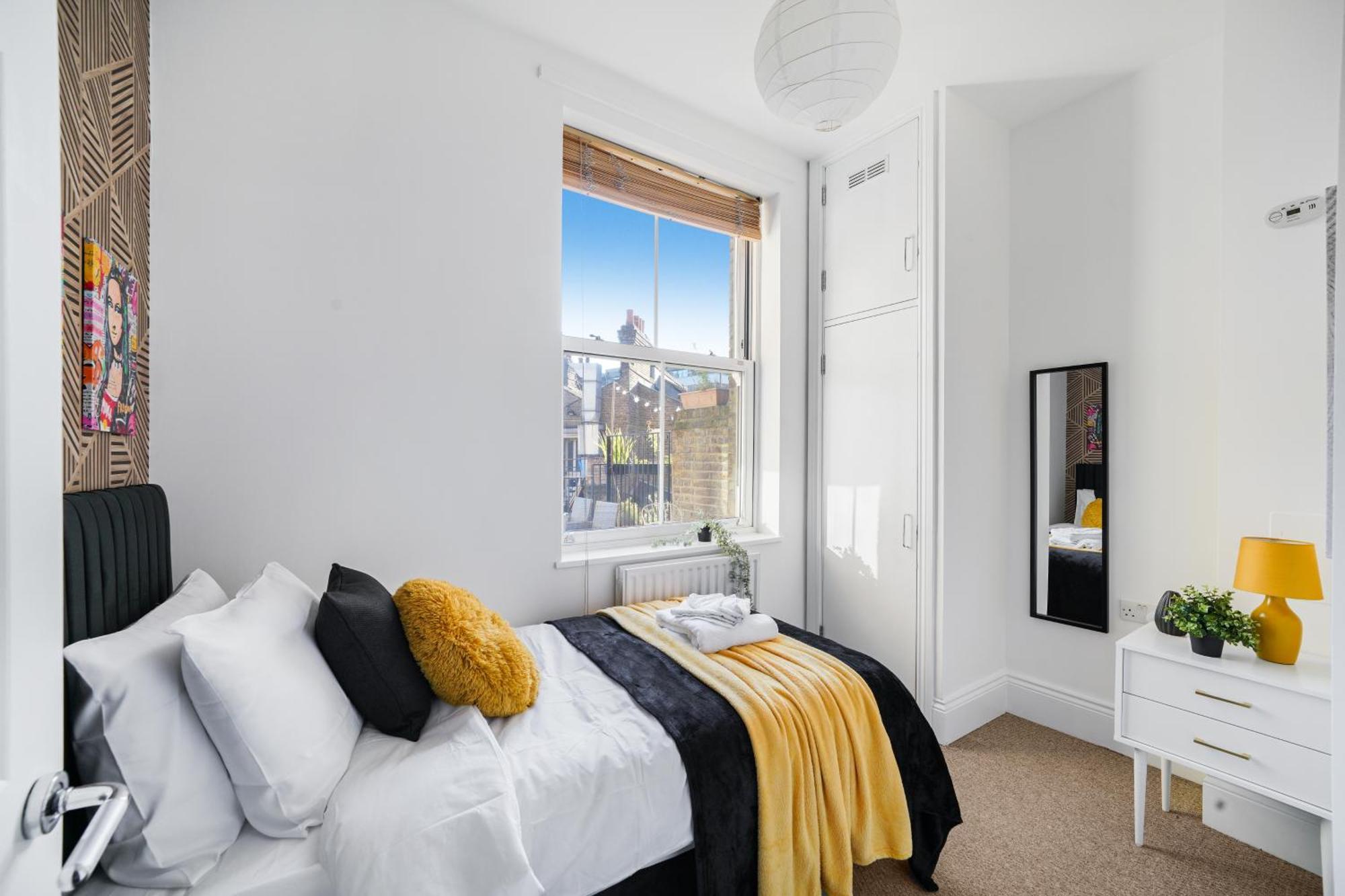 Апартаменты Boutique Central Hackney Abode - Balcony - Sleeps 6 Лондон Экстерьер фото